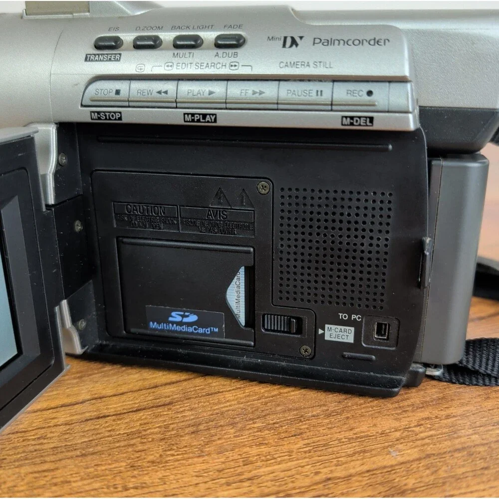 Panasonic PV-DV121D Mini DV Digital SD Card Palmcorder Camcorder Camera - READ